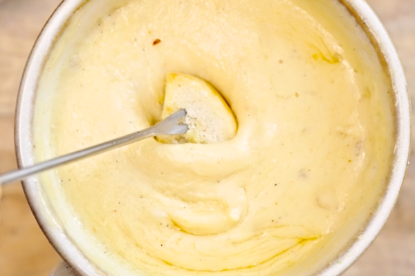 Smoky Cheese Fondue