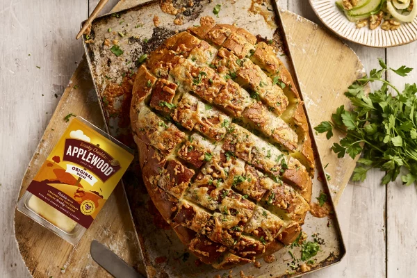 Garlic & Applewood Cheese Tear & Share Bread